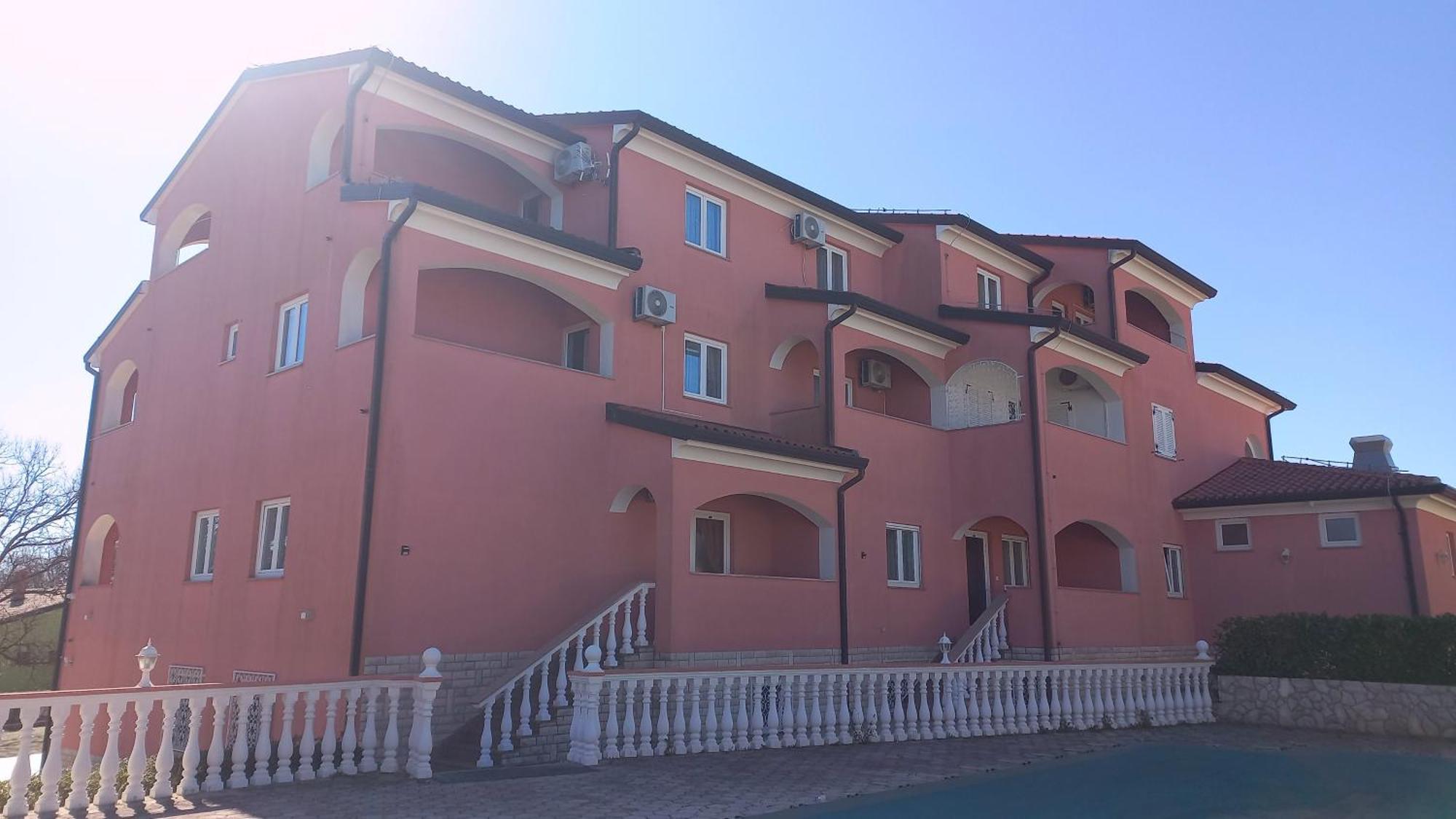 Apartments And Rooms Villa Chiara Krnica Exterior foto